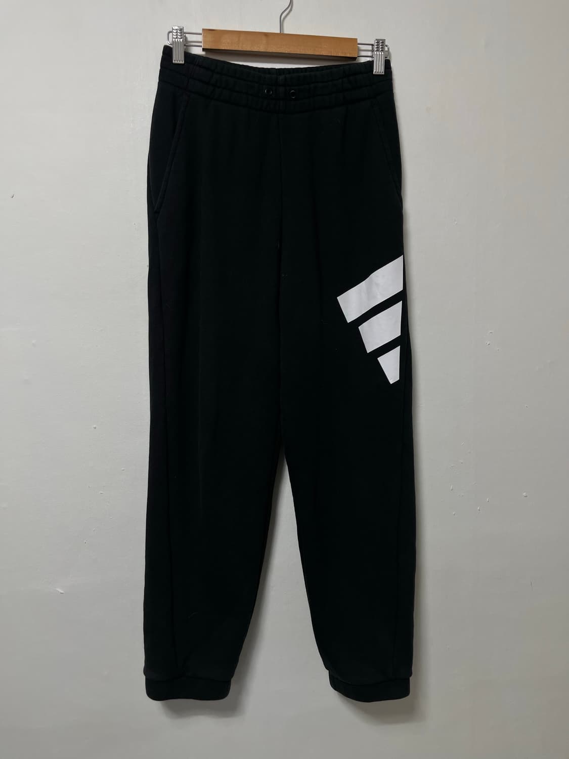 30-32 아디다스 조거팬츠 정품 상품이미지1