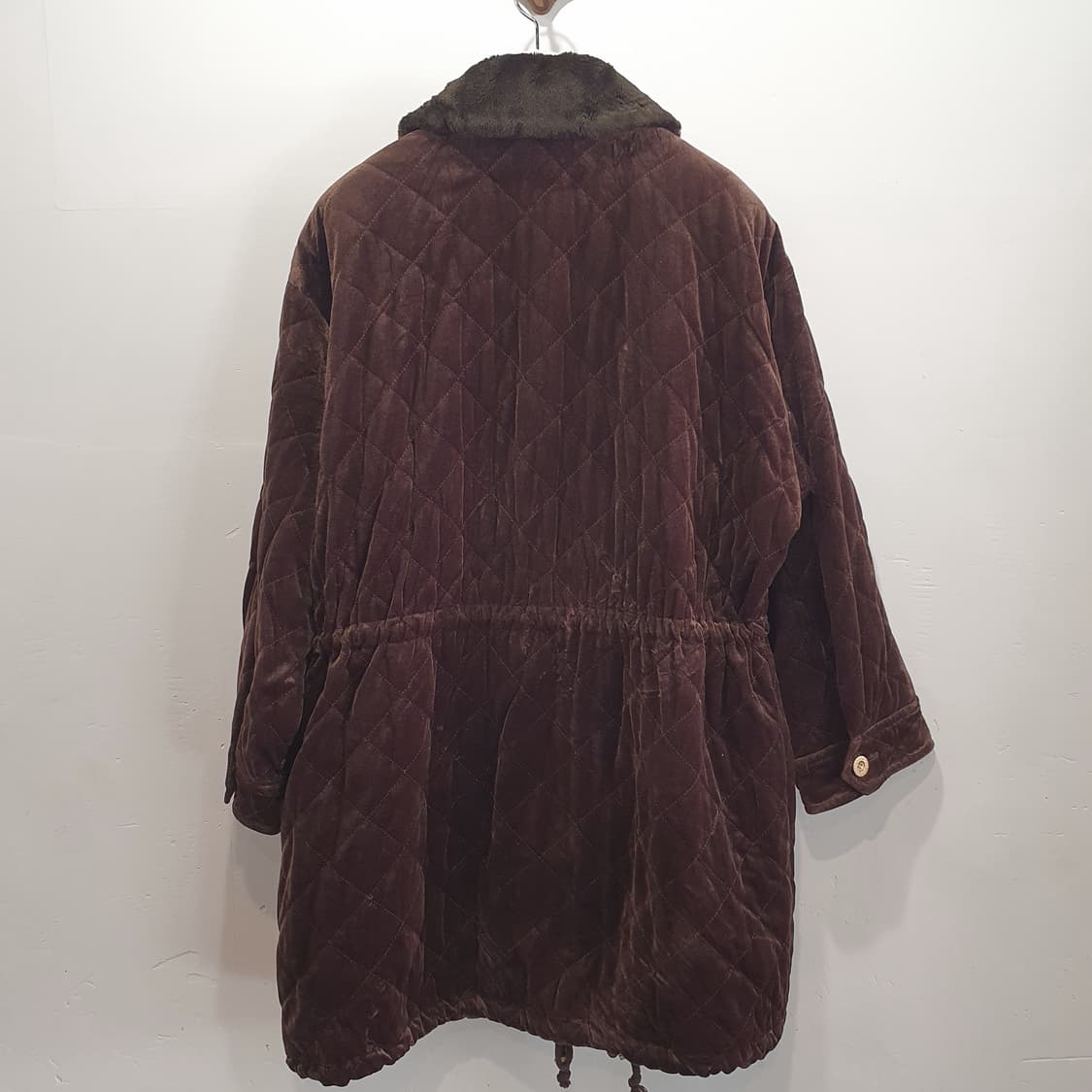 koret 벨벳 퀼팅 점퍼 상품이미지7