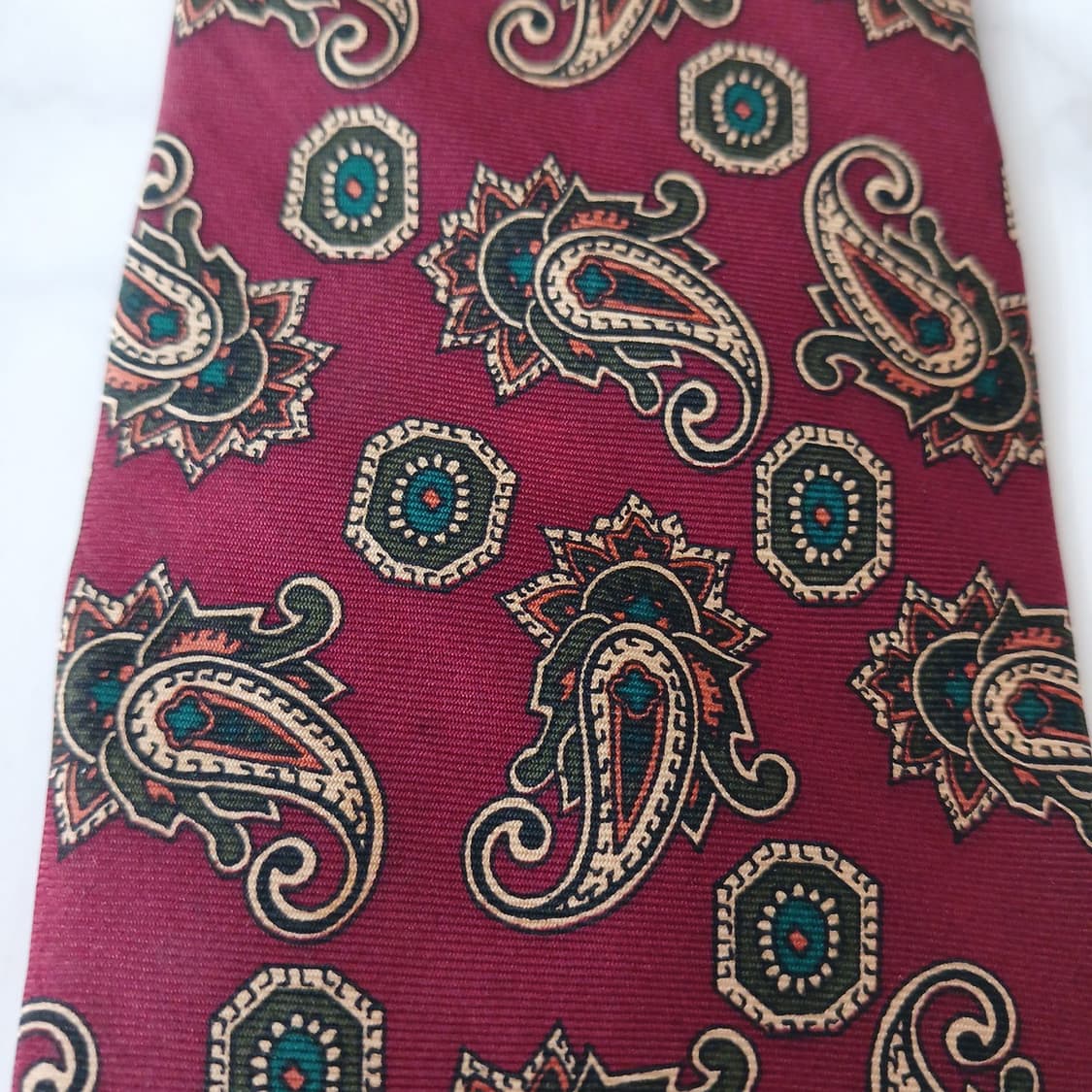 피에르 발망 실크 버건디 페이즐리 넥타이 9.5cm A등급 A19016
 상품이미지8