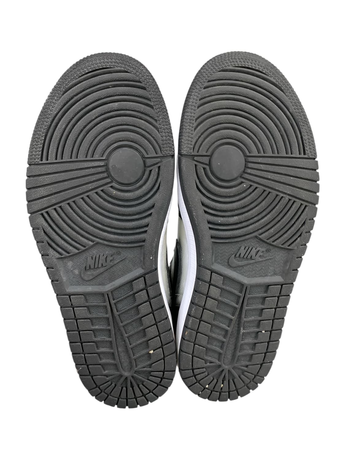 나이키 에어 조던 1 로우 SE 블랙메탈릭실버  245 상품이미지3