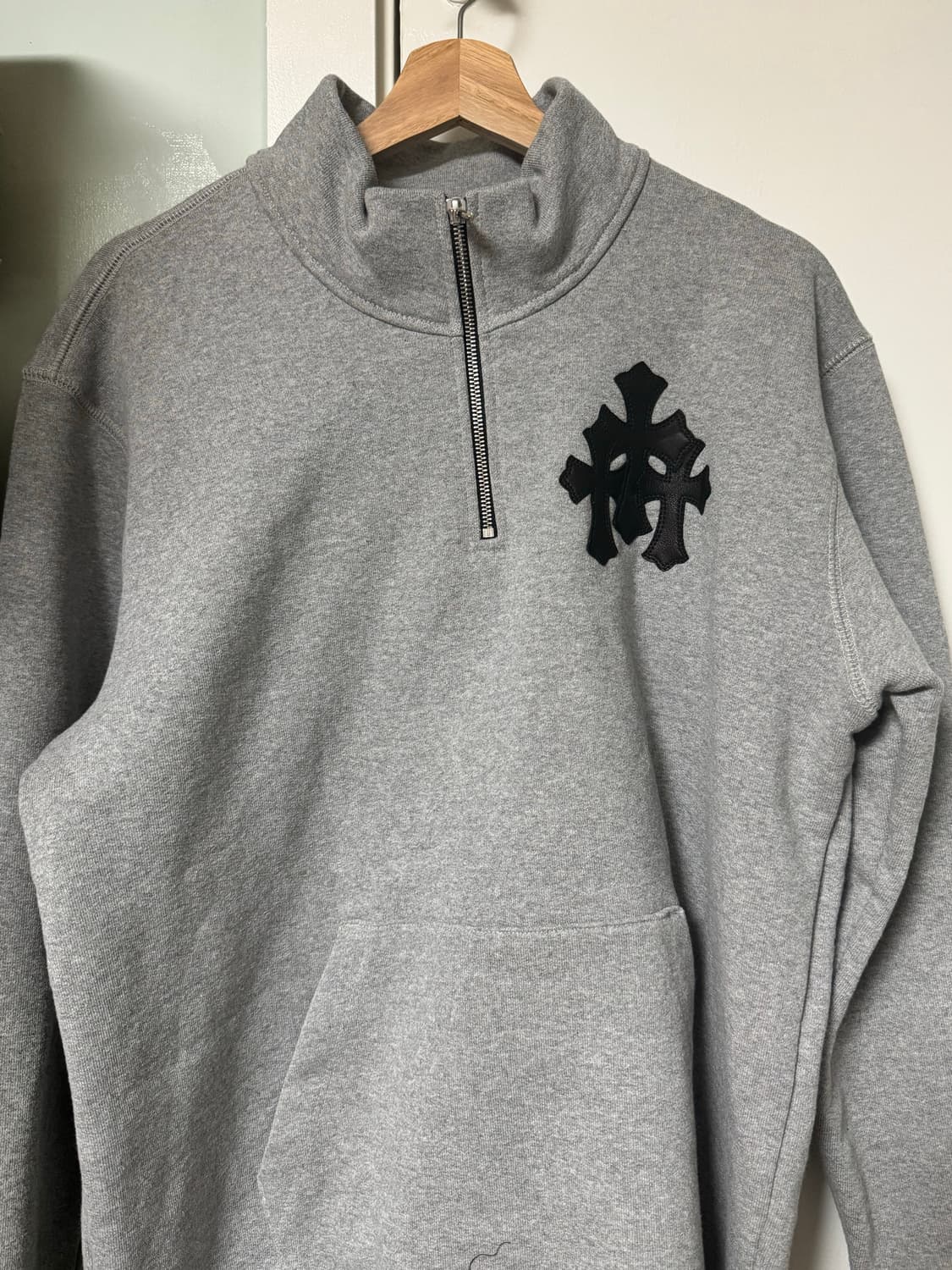 크롬하츠 레더패치 페이퍼 잼 하프집업 그레이 상품이미지3