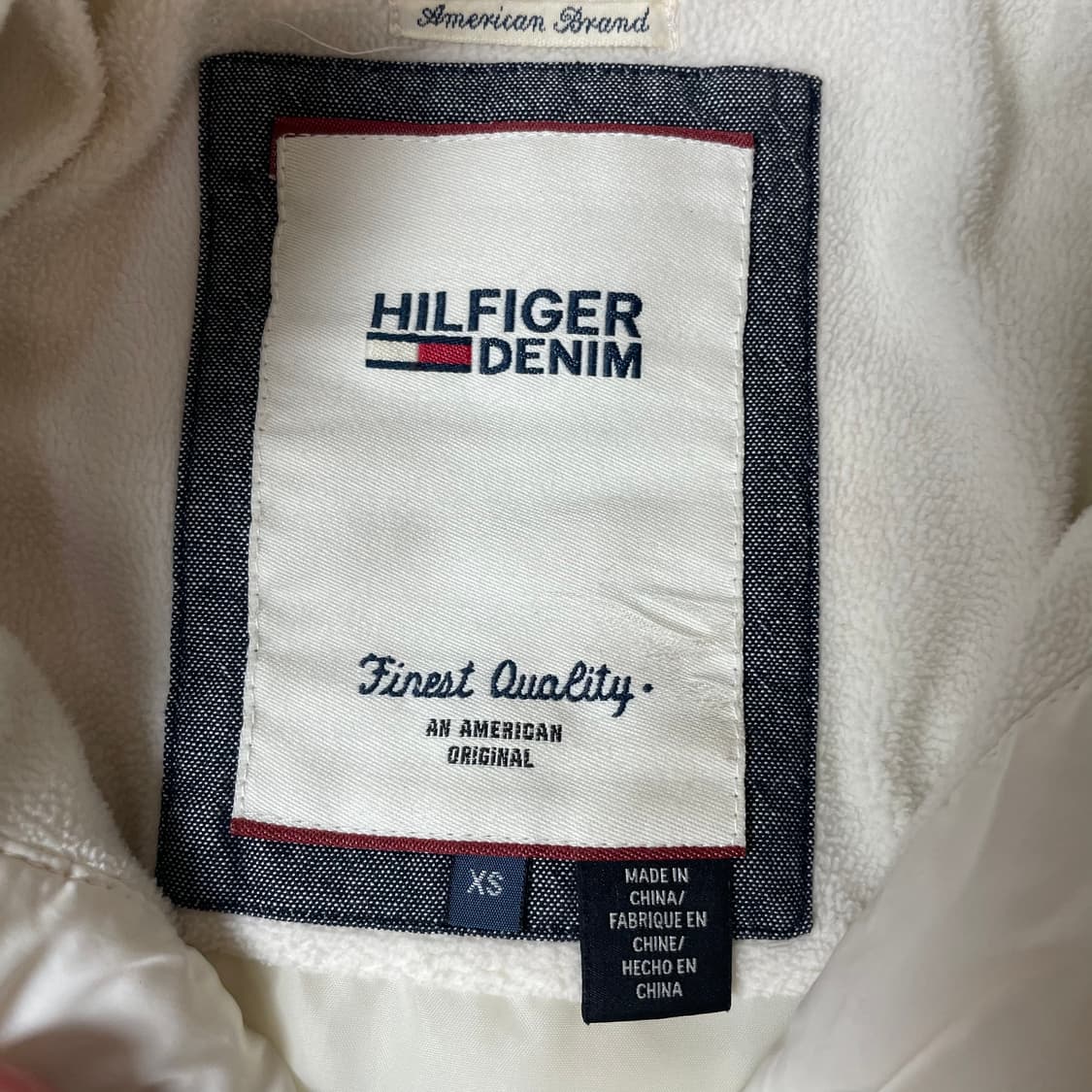 타미힐피거 미니로고 화이트 누빔 경량 패딩 XS 상품이미지4