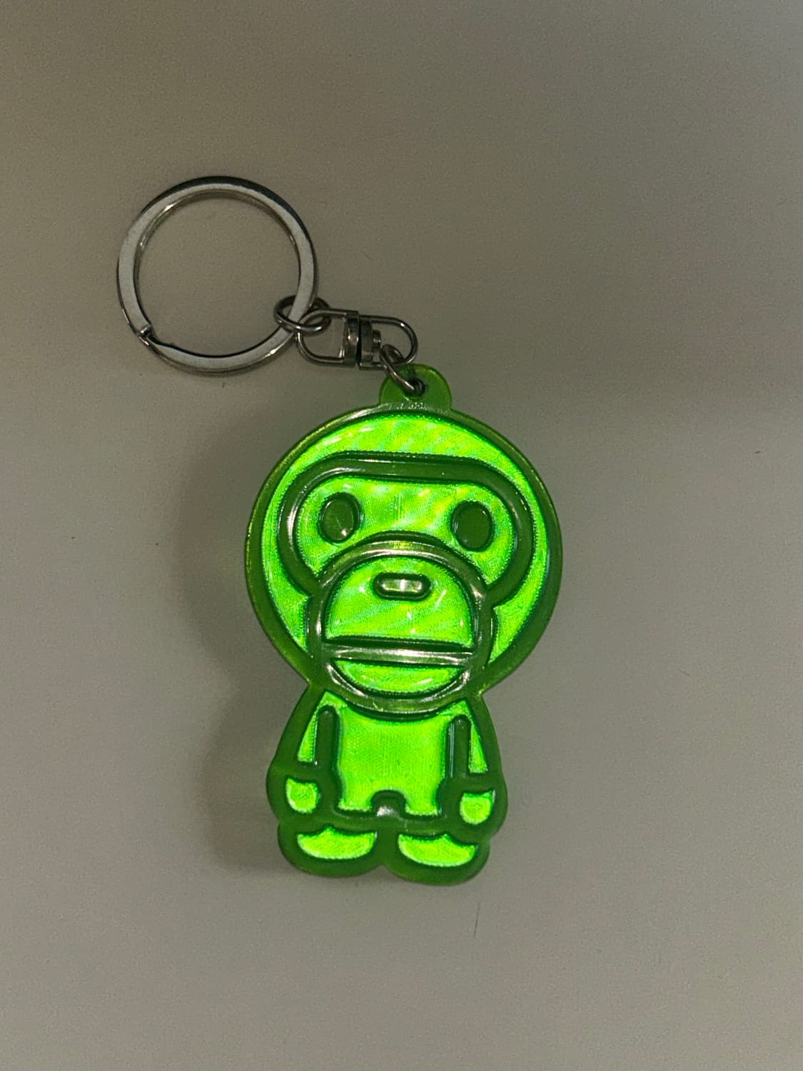 베이프 베이비마일로 리플렉티브 키링 그린 상품이미지1