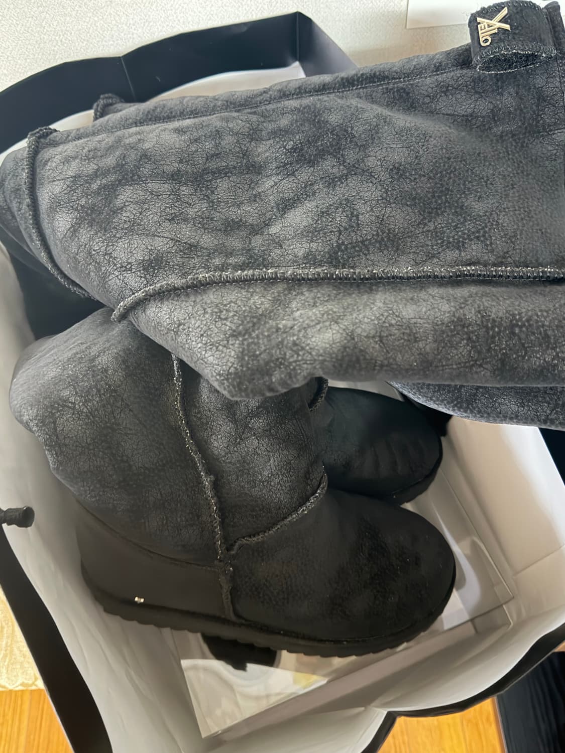 Yello 이에로 퍼 부츠 블랙 (스웨이드) 상품이미지2