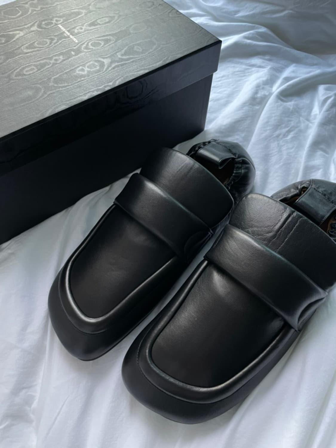 드리스 반 노튼 패디드로퍼 42 상품이미지1