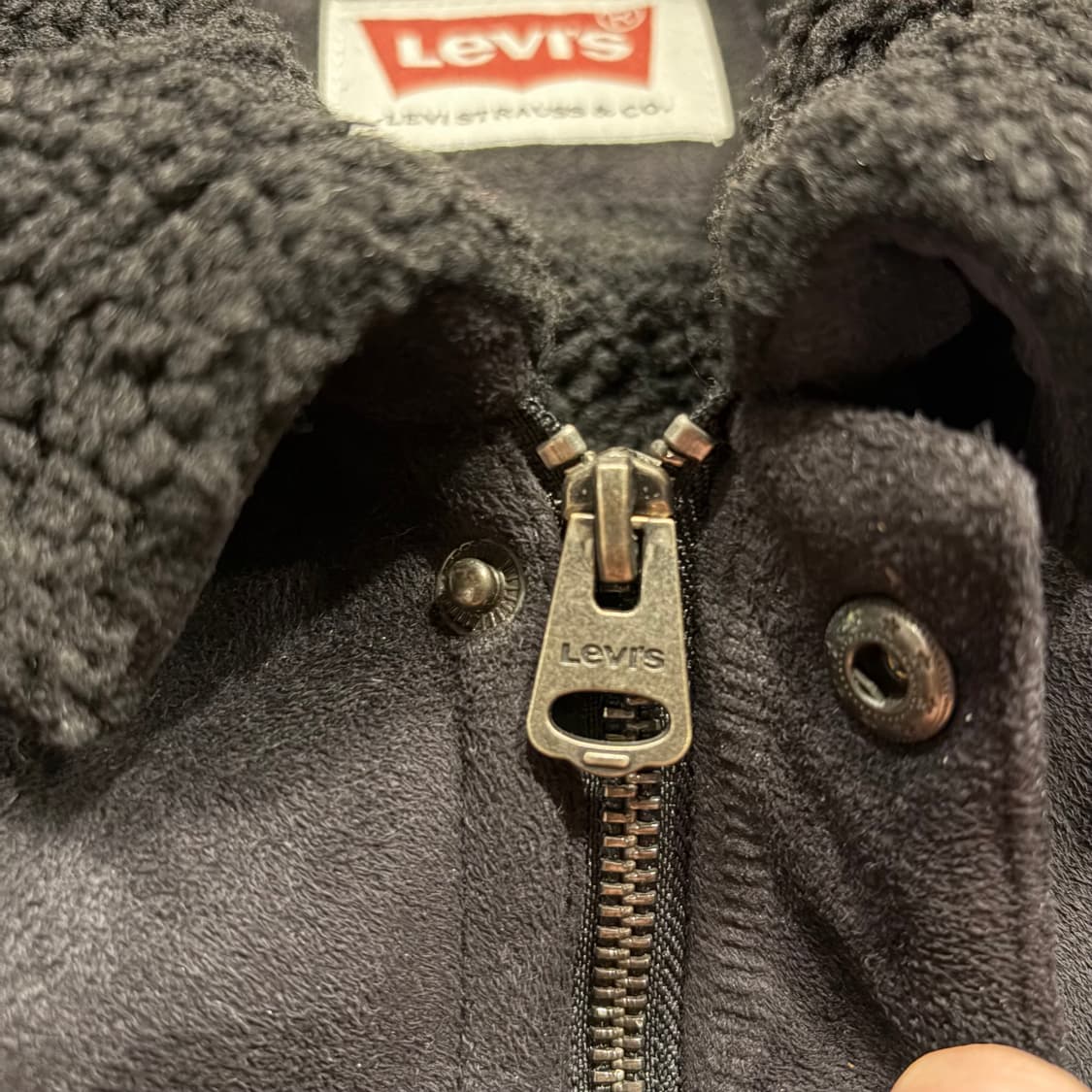[M] 리바이스 블랙 스웨이드 쉐르파 트러커 자켓 C129 상품이미지5