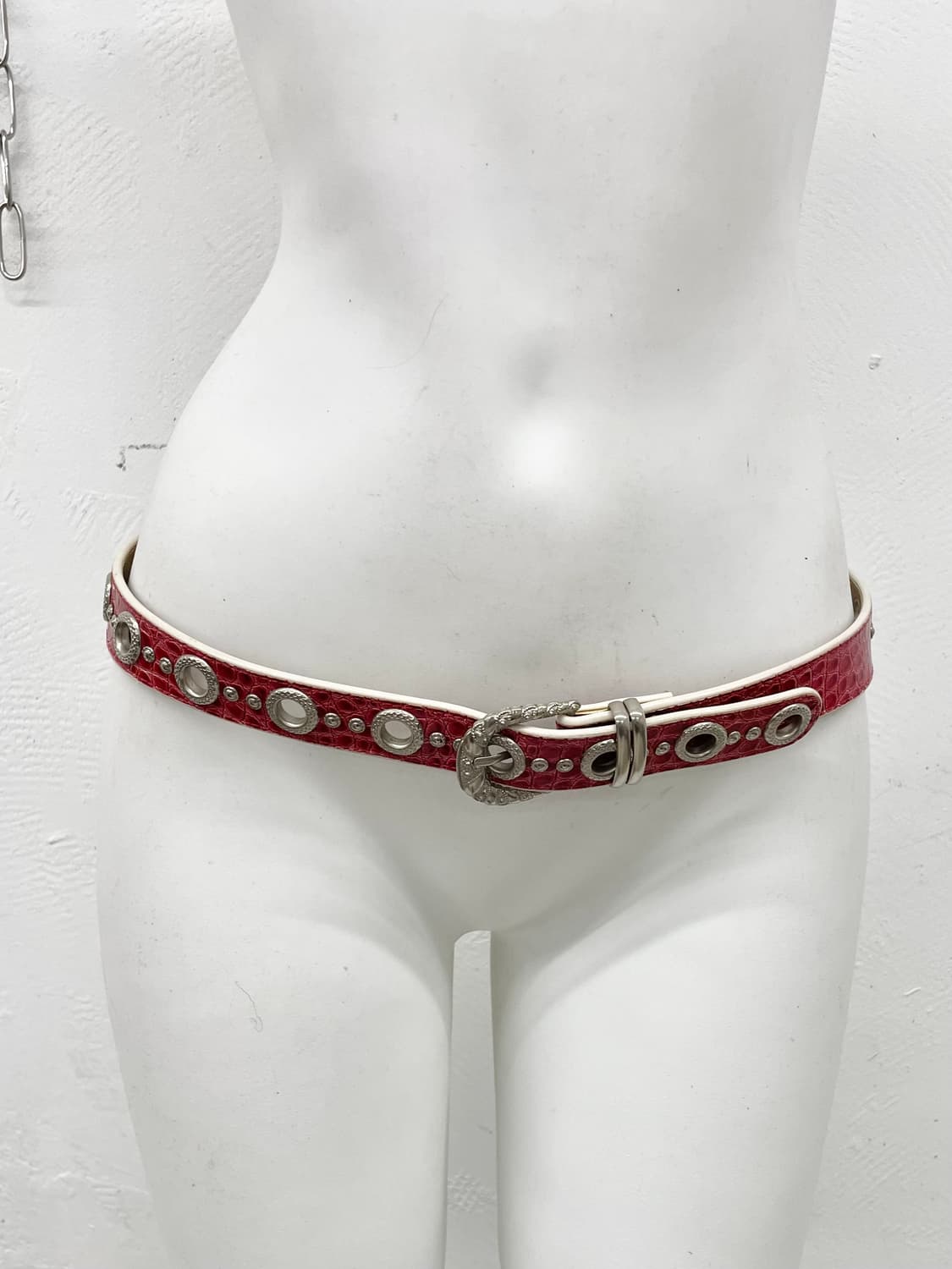 레드 파에톤 펀칭 버클 벨트 상품이미지2