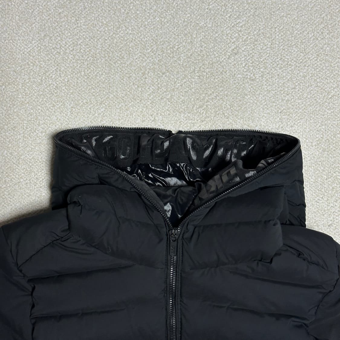 DKNY GOLF 여성 헝가리구스 심리스 스윙 다운 상품이미지5