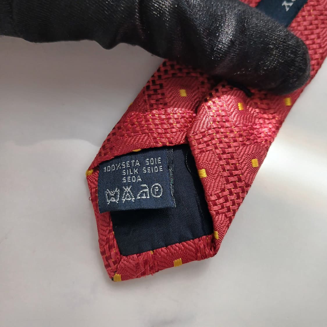버버리 실크 지오메트릭 도트 넥타이 9.8cm A+~A등급 A18552
 상품이미지7