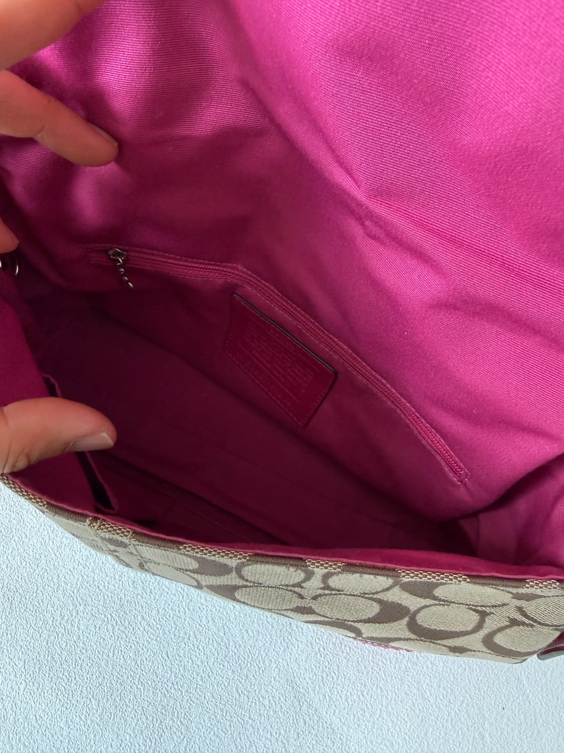 코치(COACH) 모노그램 레더 숄더백 상품이미지8