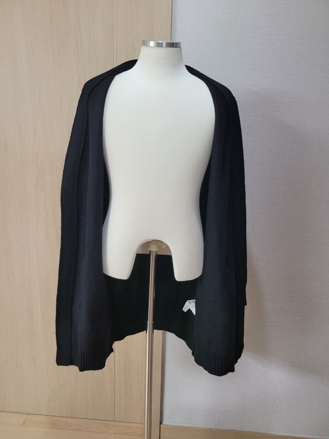 에이치커넥트 H:CONNECT 남자 니트 롱 가디건 105 블랙  상품이미지7