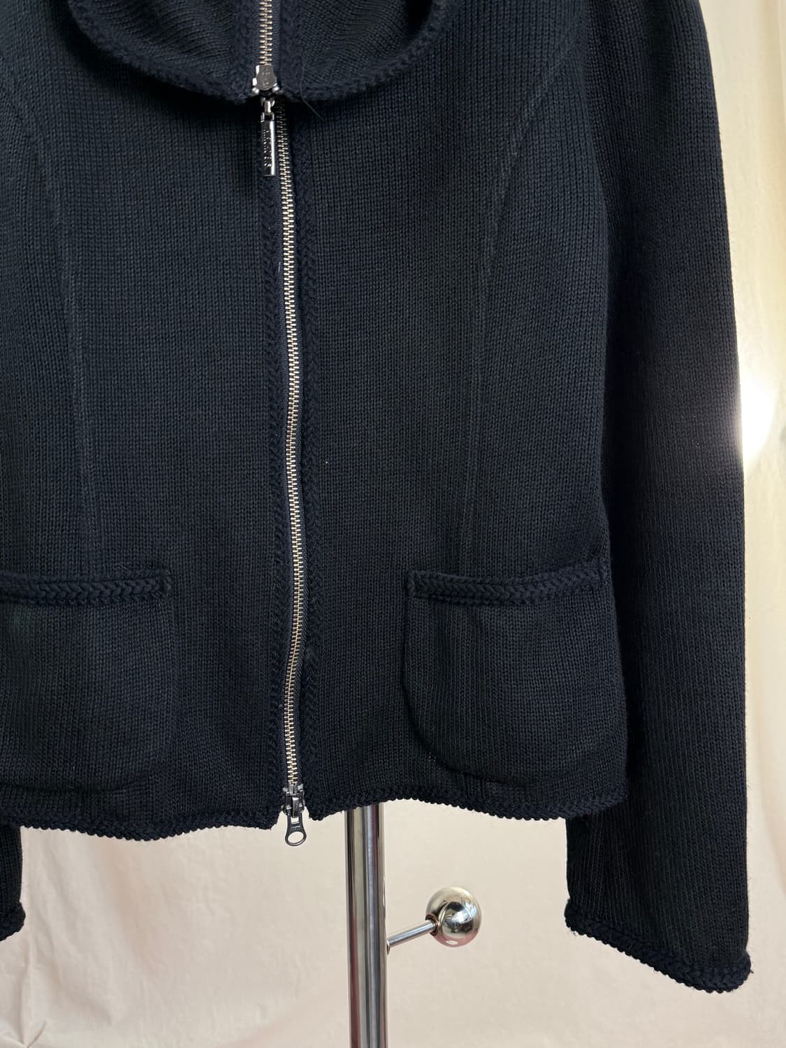 Hiroko Bis 하이넥 니트 집업 자켓 상품이미지6