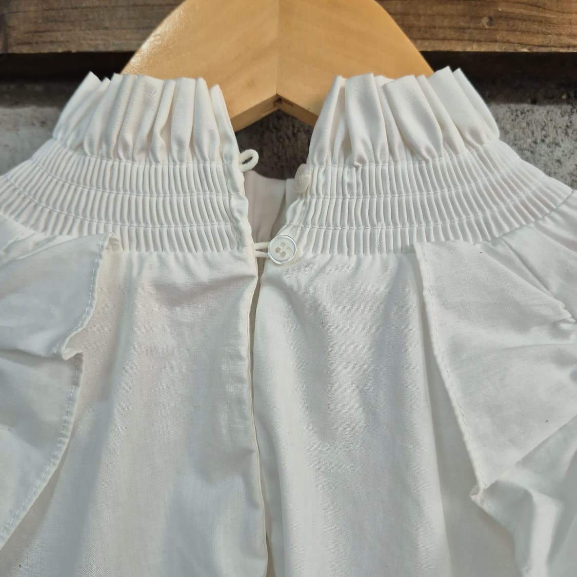 마쥬 러플 블라우스 트와이스 미나착용모델 상품이미지6