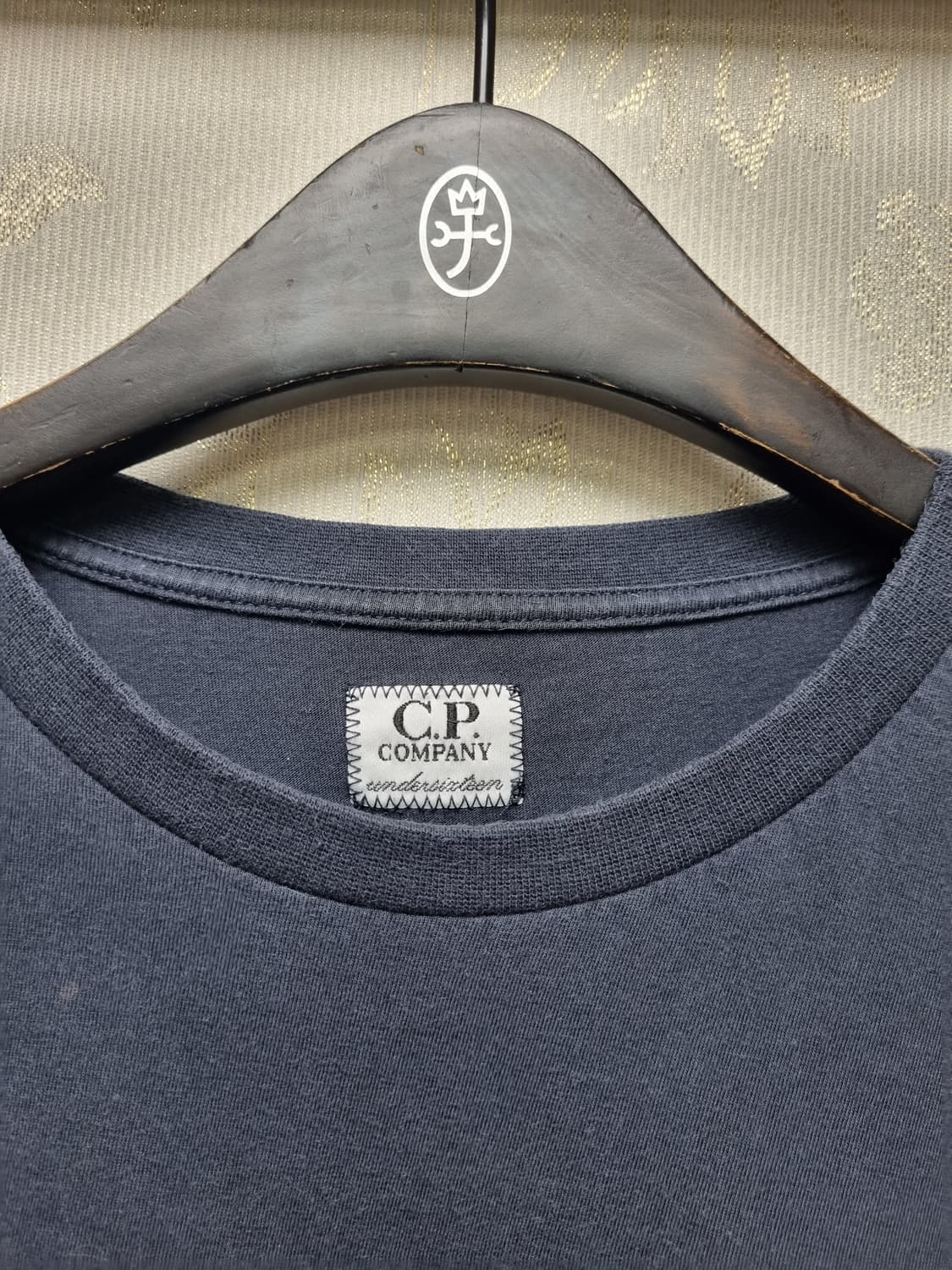 [55/정품] cp컴퍼니 빅로고 여성반팔 상품이미지5