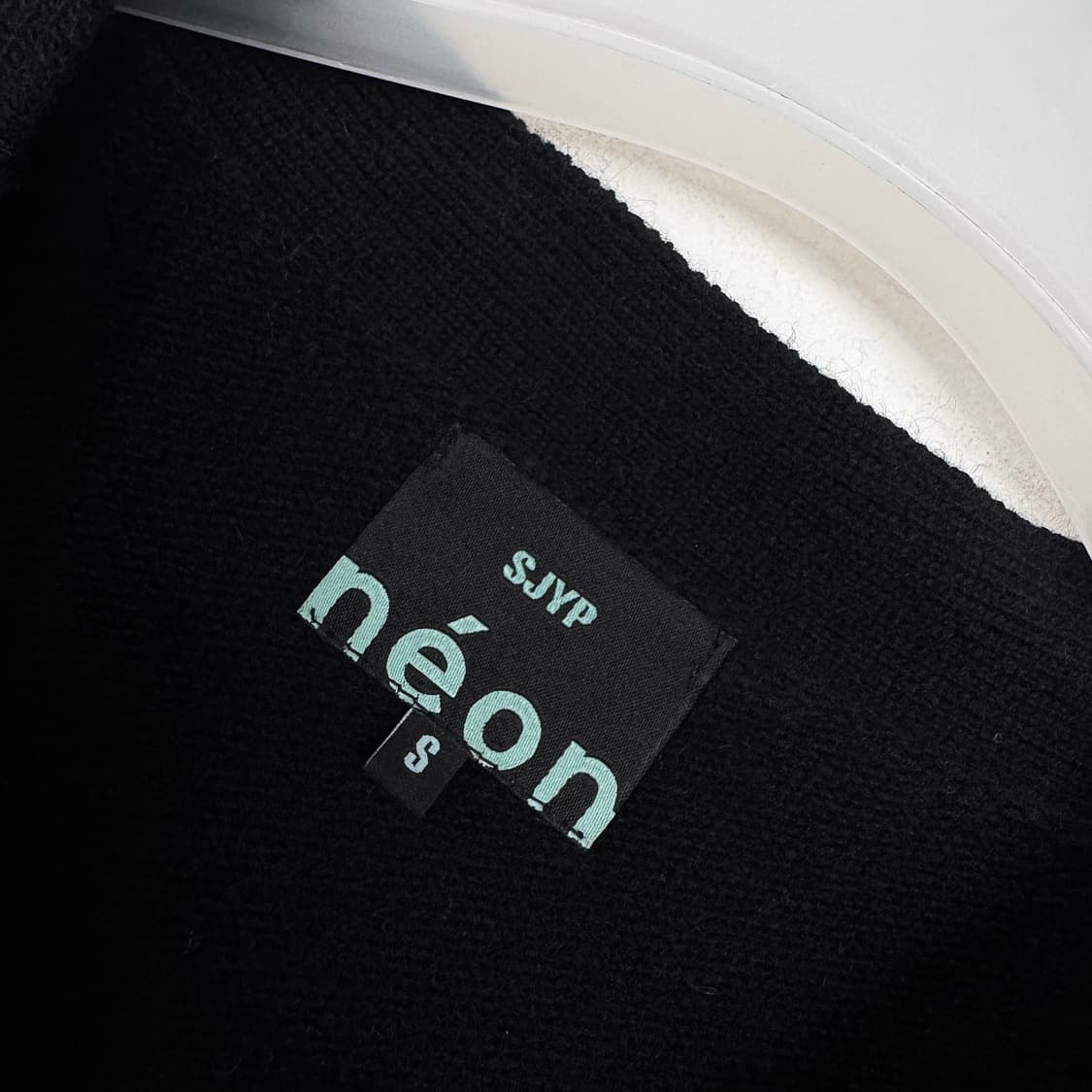 SJYP 울 캐시 스마일 가디건 상품이미지4