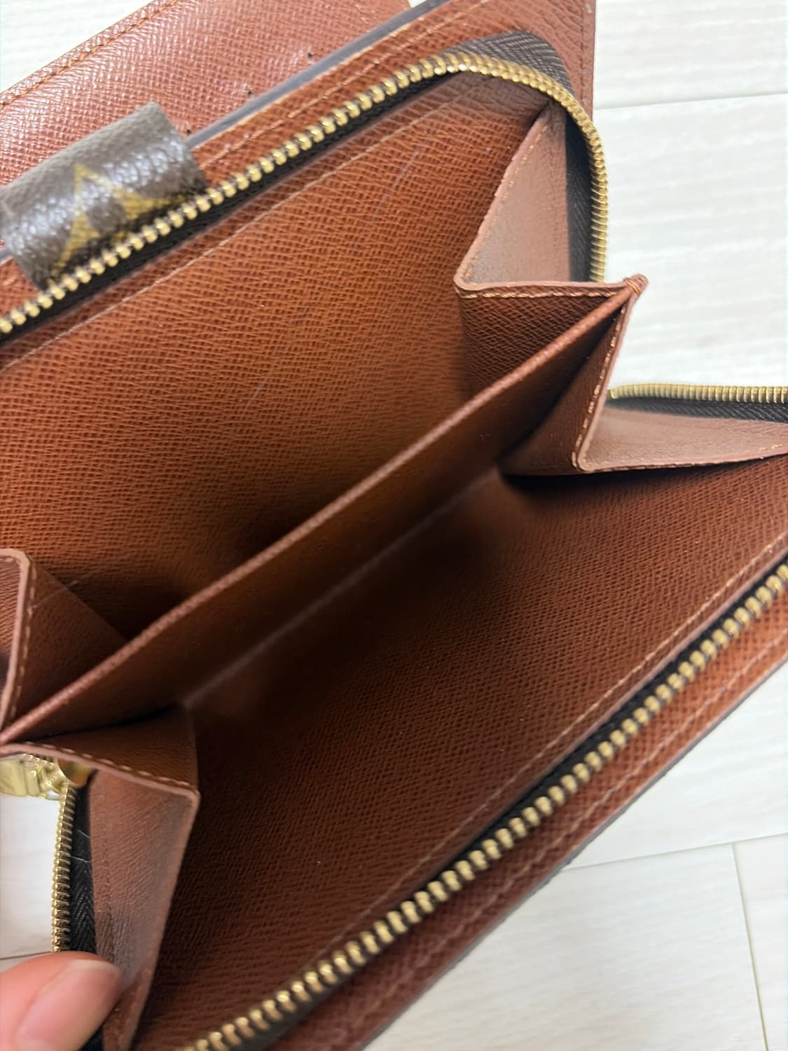 루이비통 지갑 상품이미지2