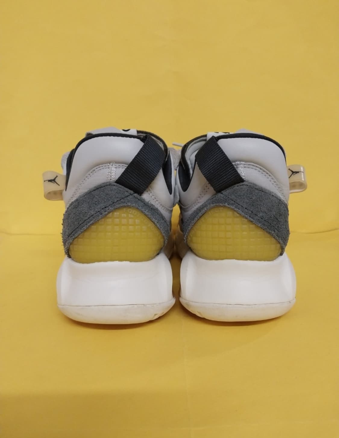 남성 나이키 조던 MA2 바스트 그레이 운동화 (260) 상품이미지4