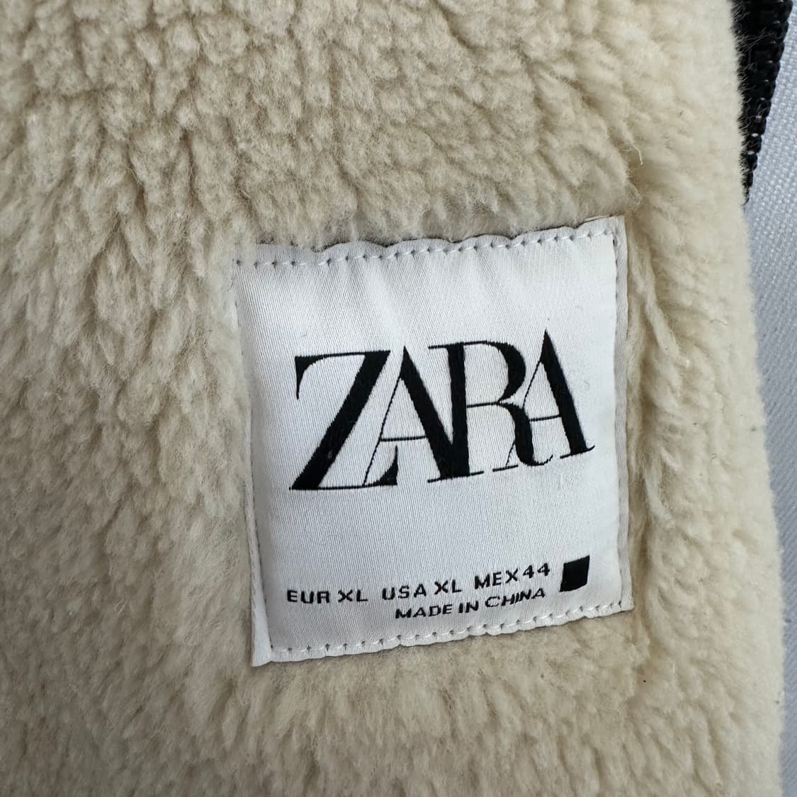 자라 남자 무스탕 도톰자켓 검정 빅사이즈 XL  EY 상품이미지9