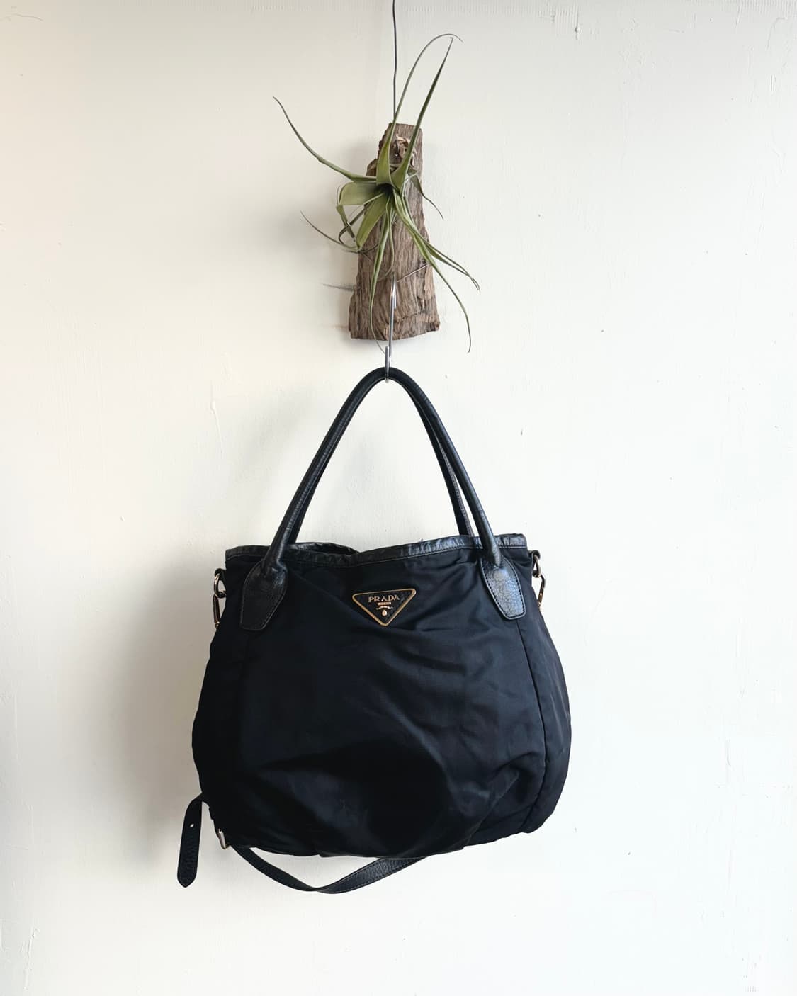 프라다 빈티지 블랙 포코노 가죽끈 숄더백 상품이미지1