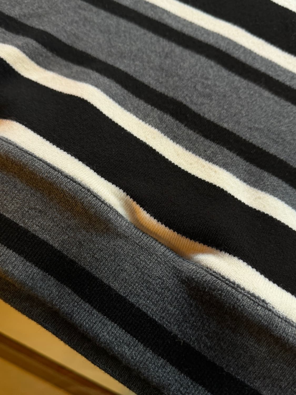 지방시 그래픽 맨투맨 55~66 상품이미지9