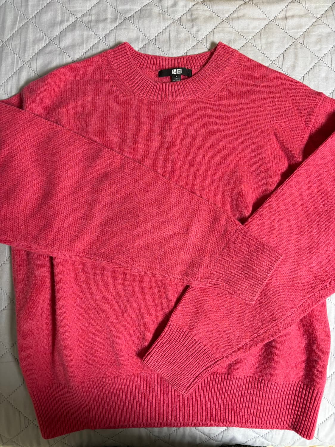 유니클로 램스울 크루넥 스웨터 상품이미지1