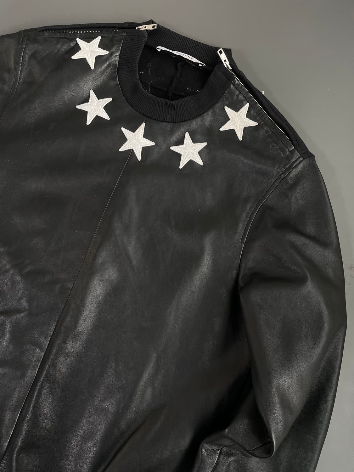 [S] 지방시 스타 패치 레더 스웻셔츠 맨투맨 상품이미지3