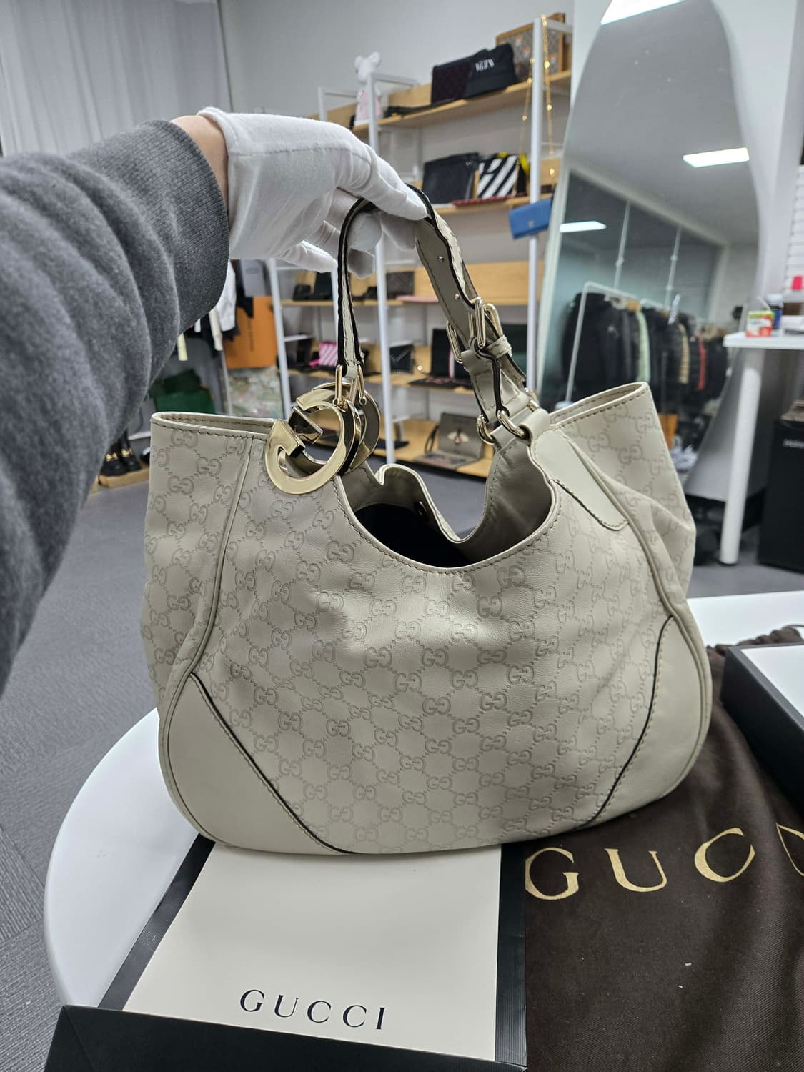 [A급컨디션]구찌 시그니처 인터로킹 토트백 상품이미지1