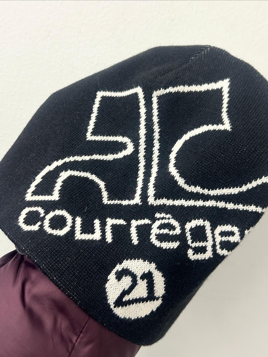 빈티지 꾸레쥬 로고 비니 상품이미지2