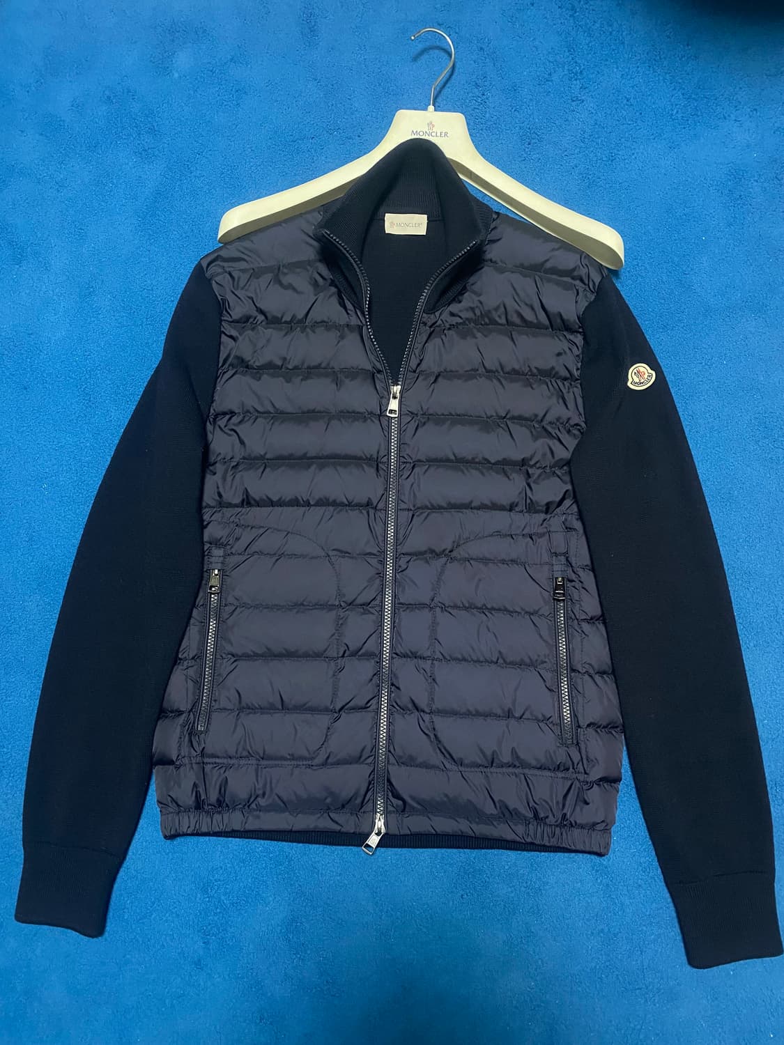 [정품] 새상품급 몽클레어 트리콧 니트패딩 S 상품이미지2
