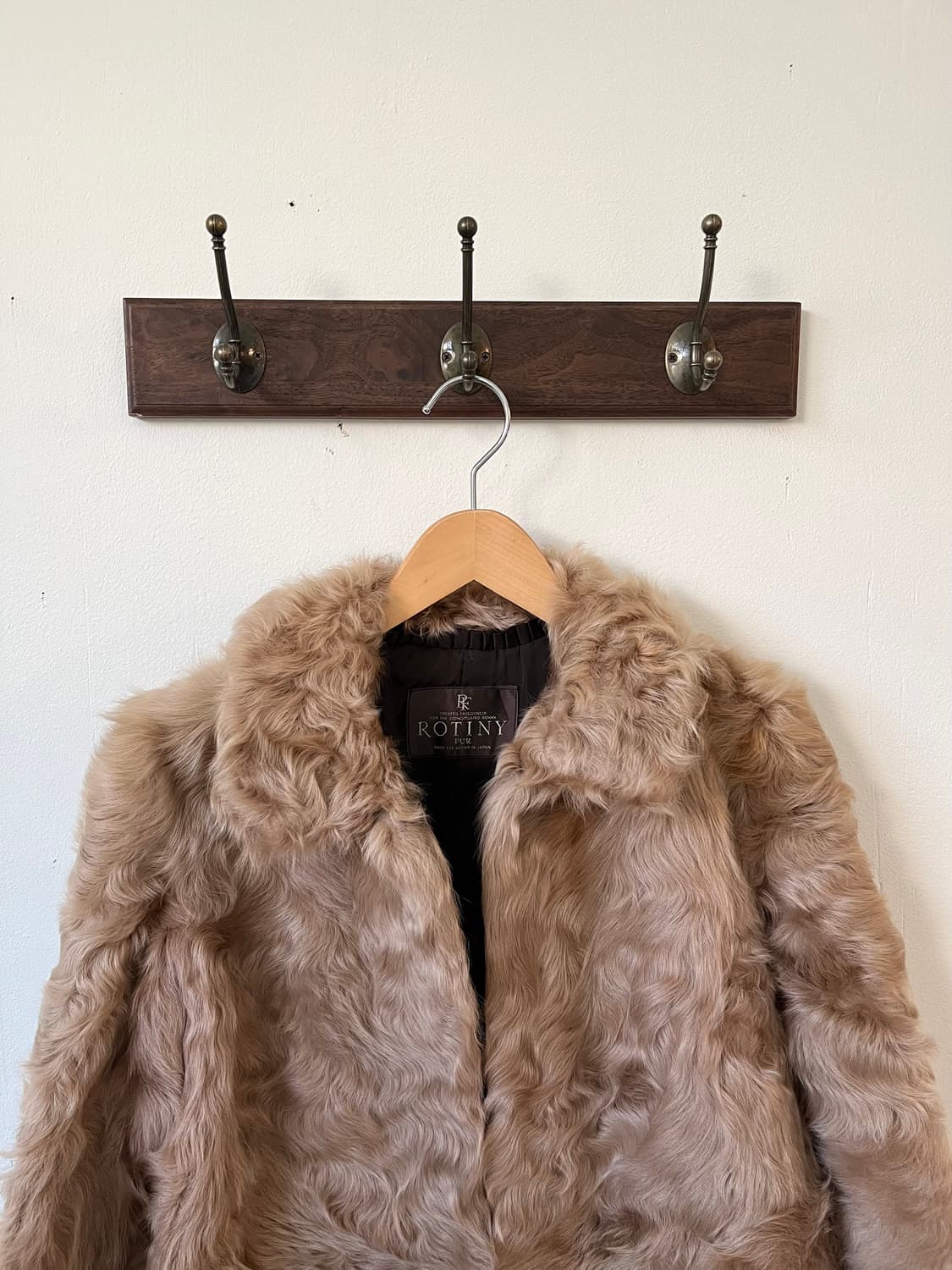 ROTINY 베이지 폭스 퍼 자켓 상품이미지3