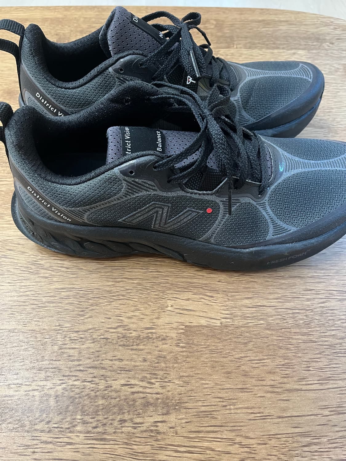 뉴발란스 x 디스트릭트 비전 프레쉬 폼 X 이에로 v8 상품이미지4