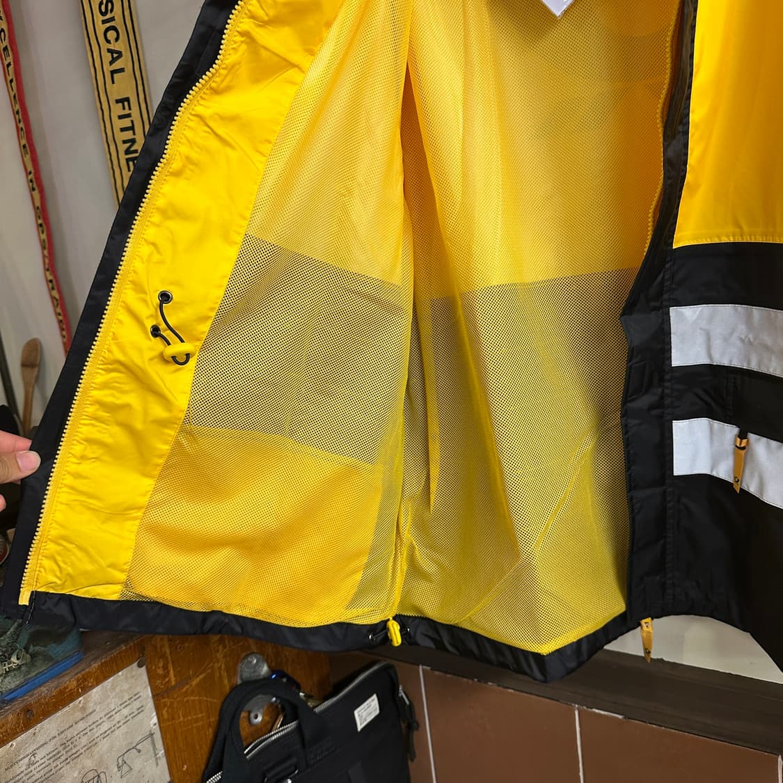 Deutsche Post 바람막이 자켓 상품이미지4