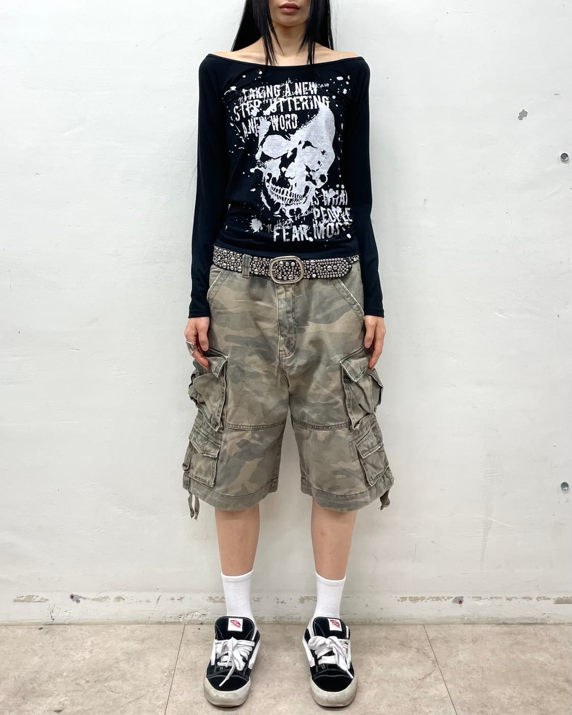 Skeleton Shoulder Black Long Sleeve 상품이미지5