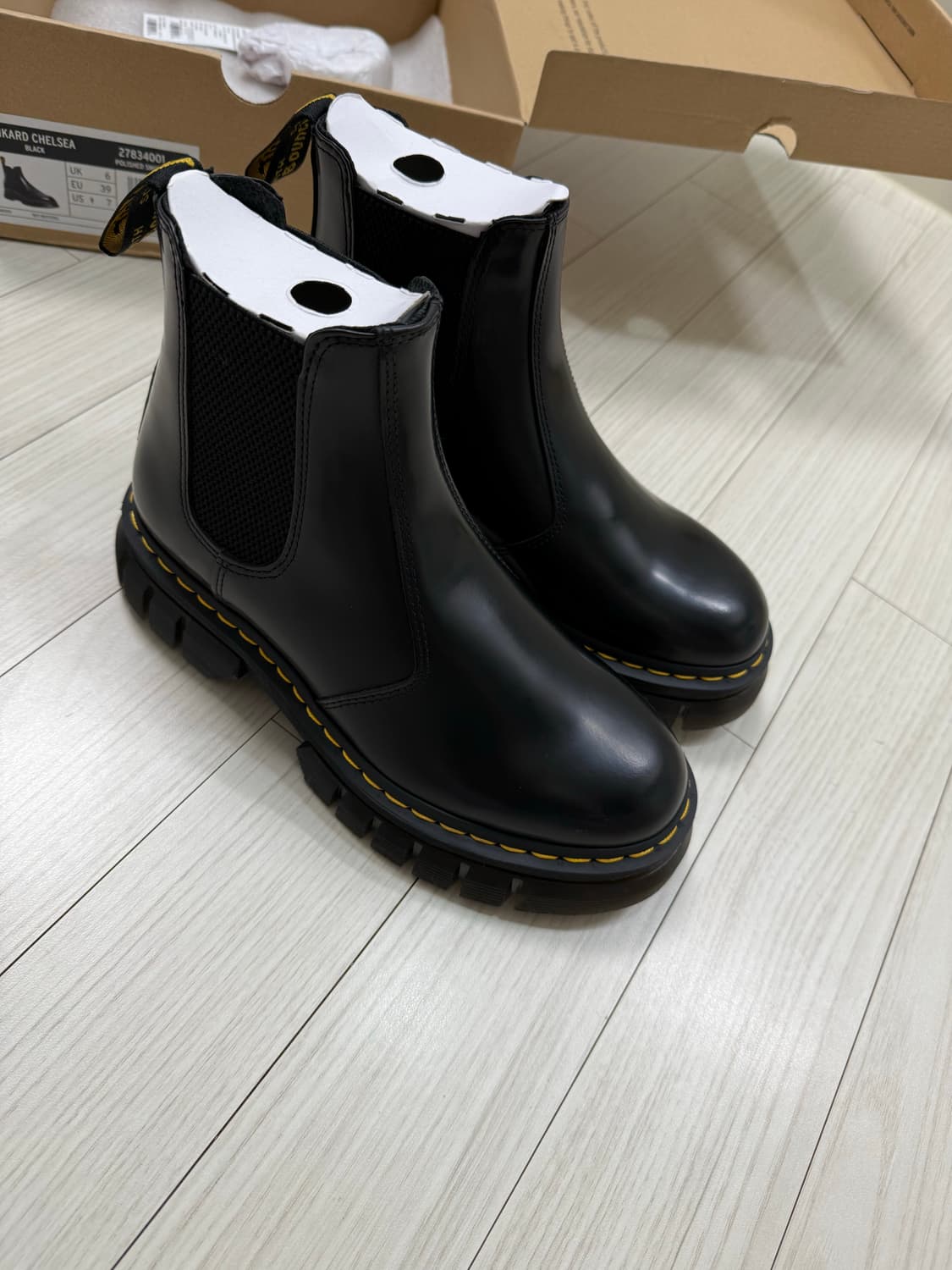 닥터마틴 리카드첼시부츠250 새상품 상품이미지2