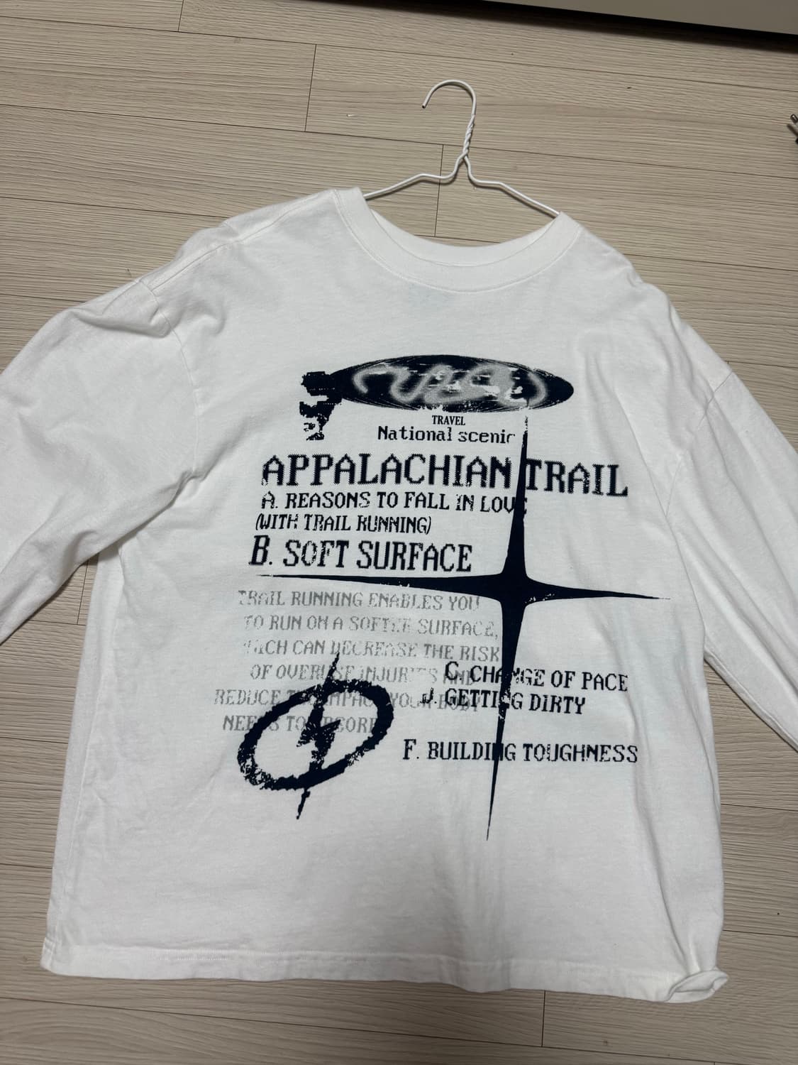 트래블 리즌 트레일 긴팔 티셔츠 크림 S 상품이미지2