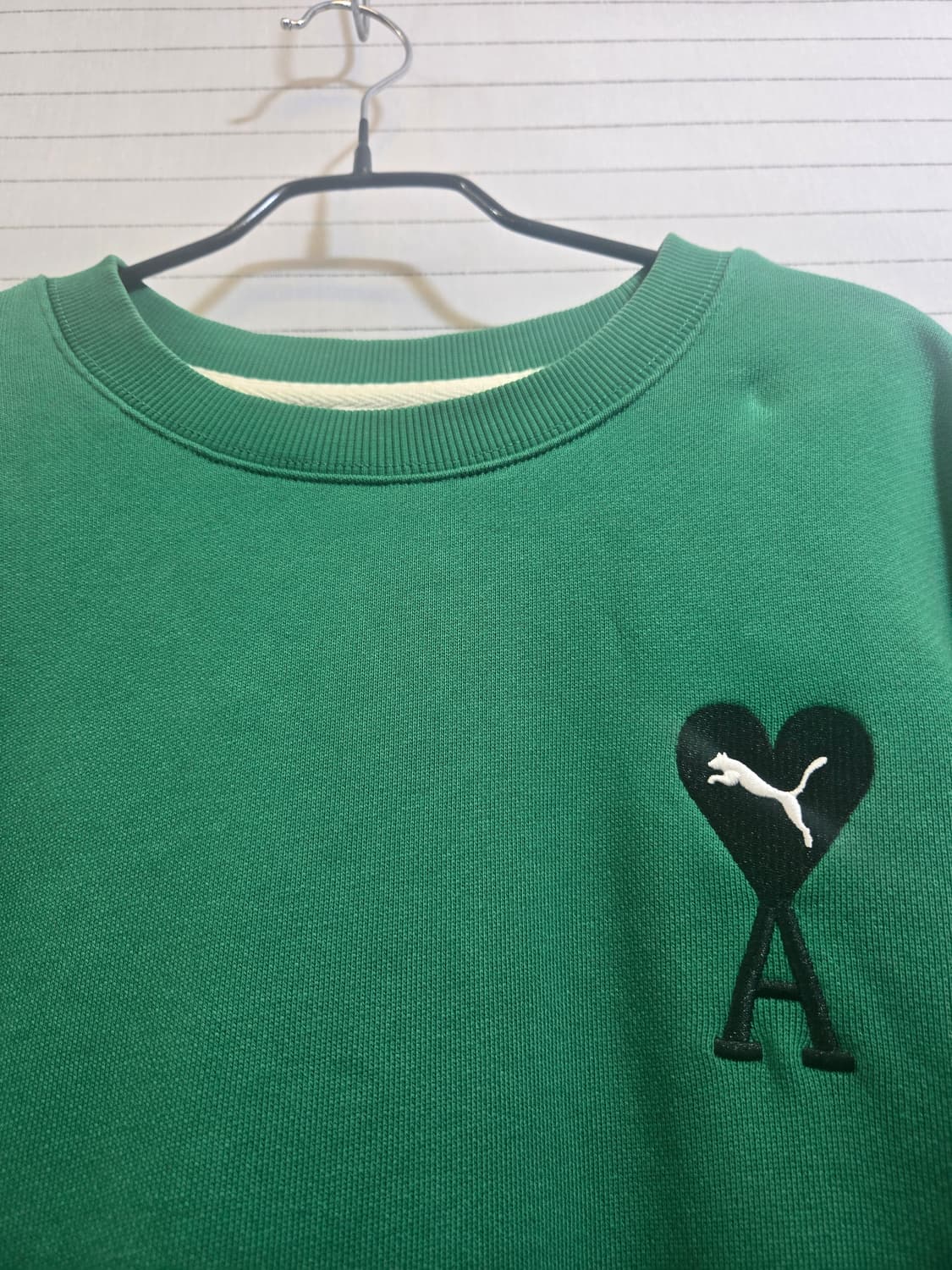 푸마x 아미 그린 맨투맨 티셔츠 상품이미지2