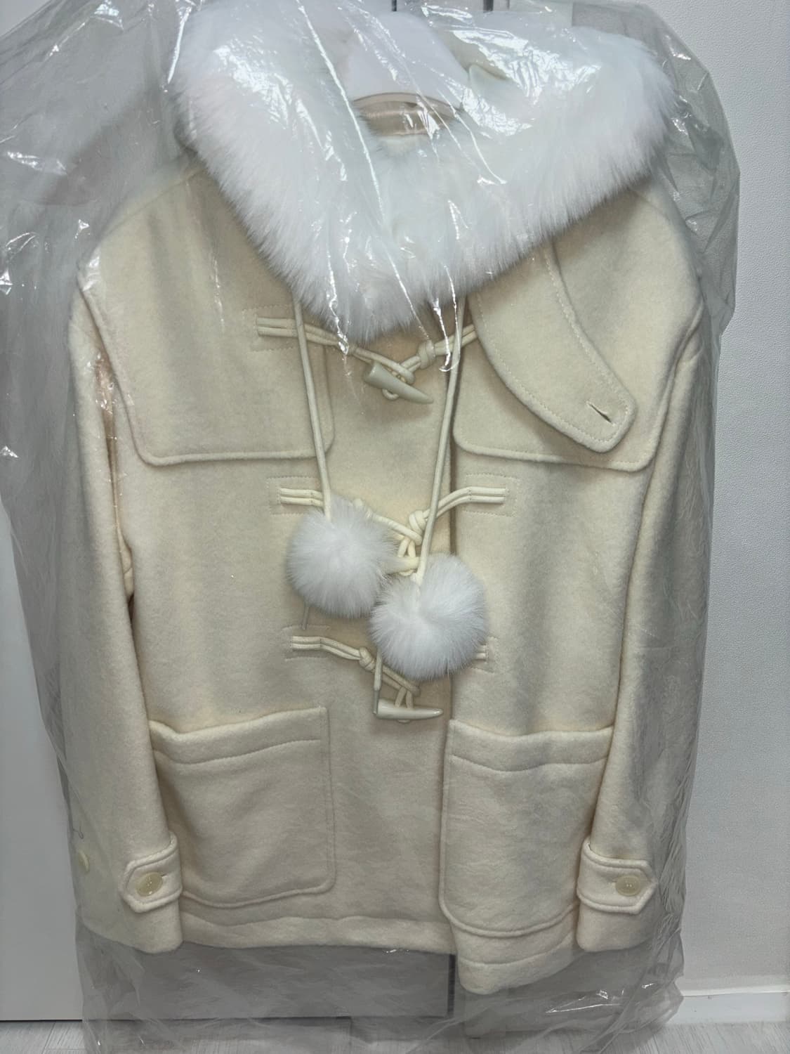 아이당클럽 폼폼 하프코트 상품이미지3