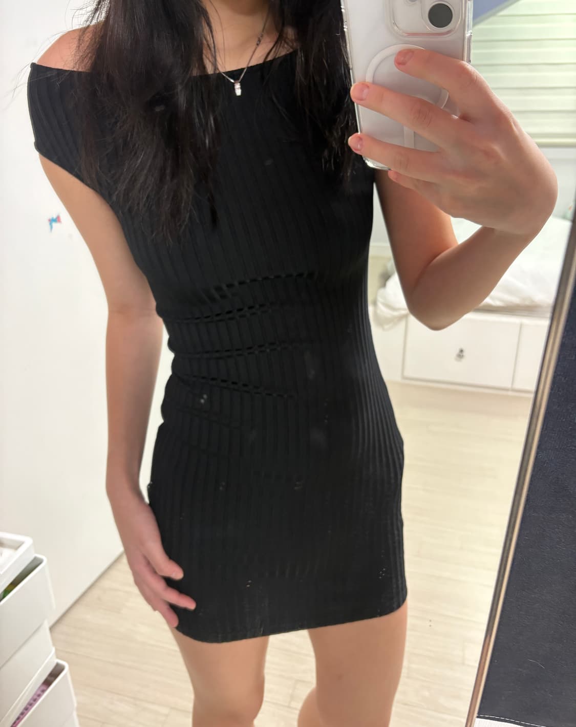 아미 블랙 원피스 상품이미지1