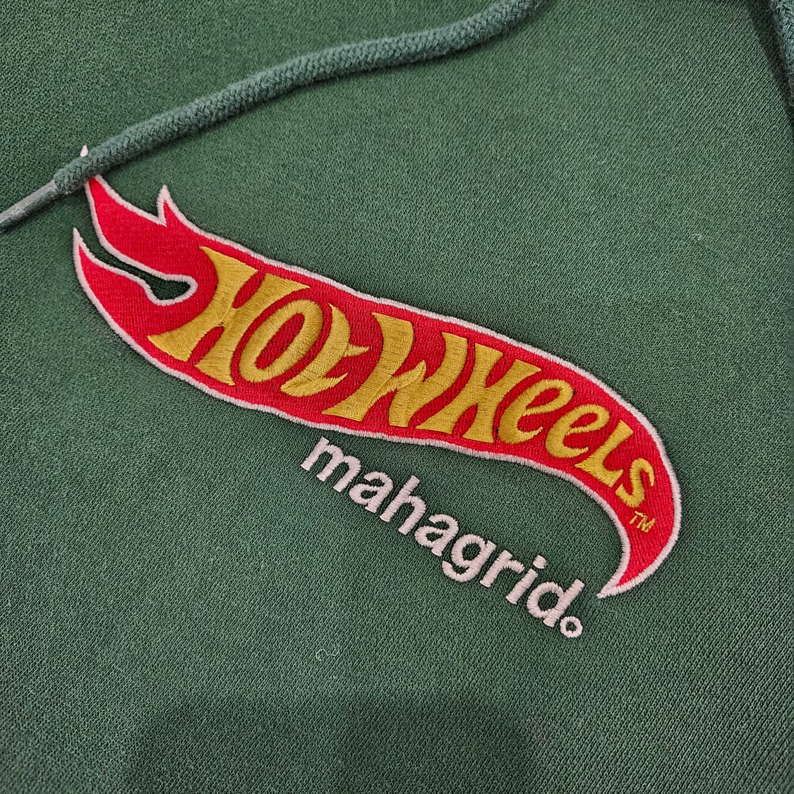 마하그리드 x 핫휠 콜라보 후드티M 상품이미지4