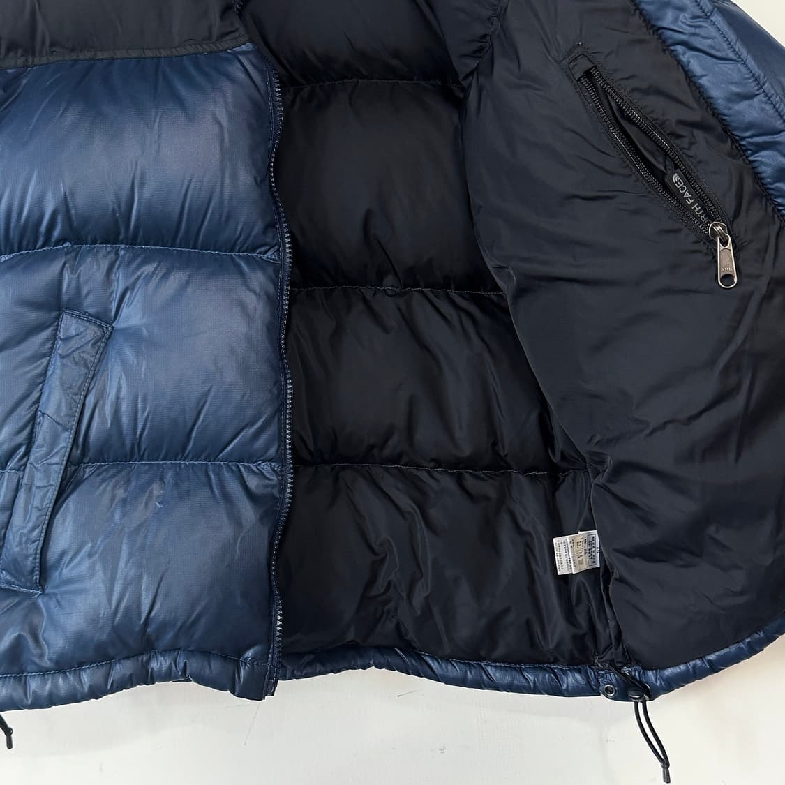 노스페이스 눕시700 다운 패딩 상품이미지3