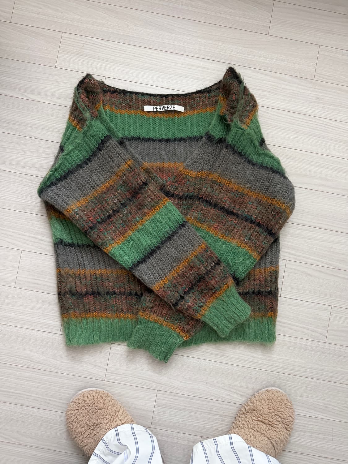 PERVERZE 상품이미지1