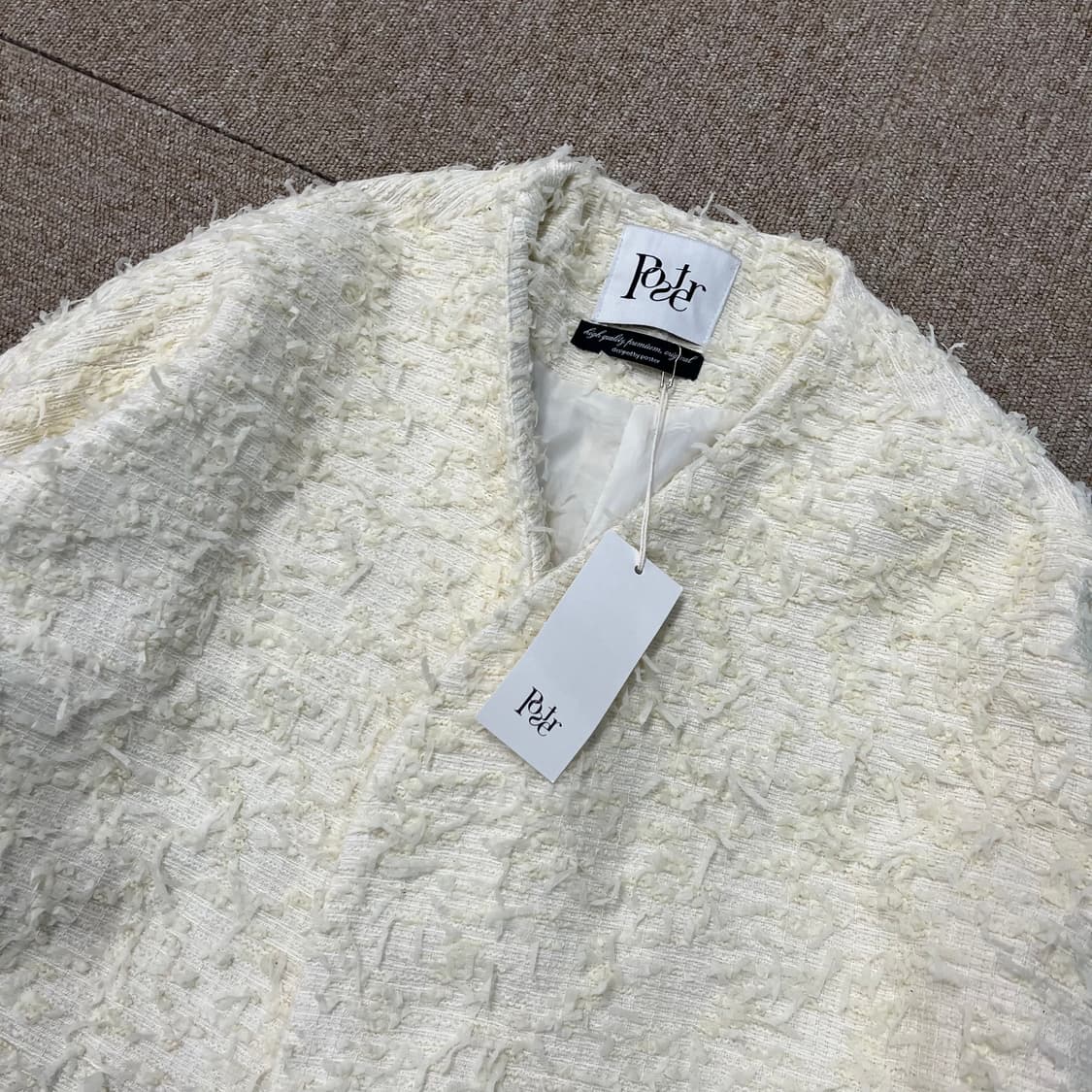 새상품 포스터 윙스 노카라 자켓 상품이미지2