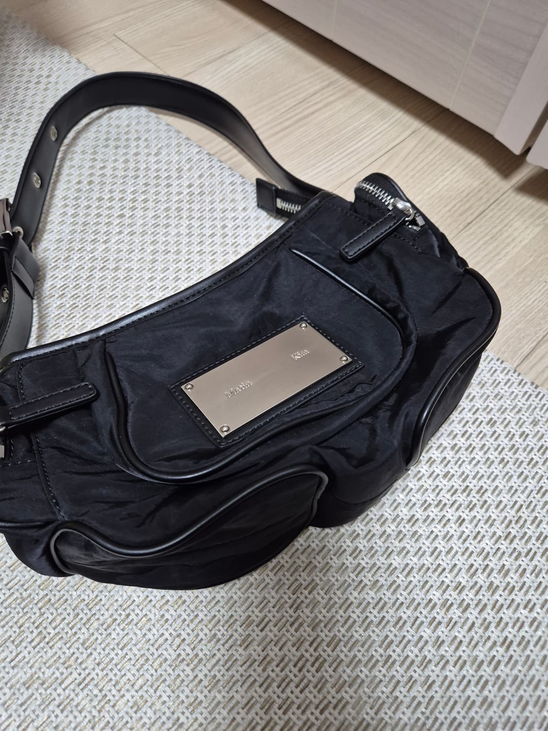 마뗑킴 마들렌 라운드백 블랙 상품이미지8