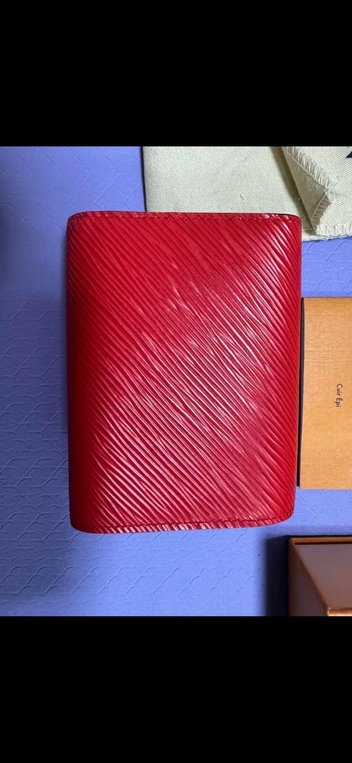 루이비통 트위스트 컴팩트 윌릿 레드반지갑 상품이미지4