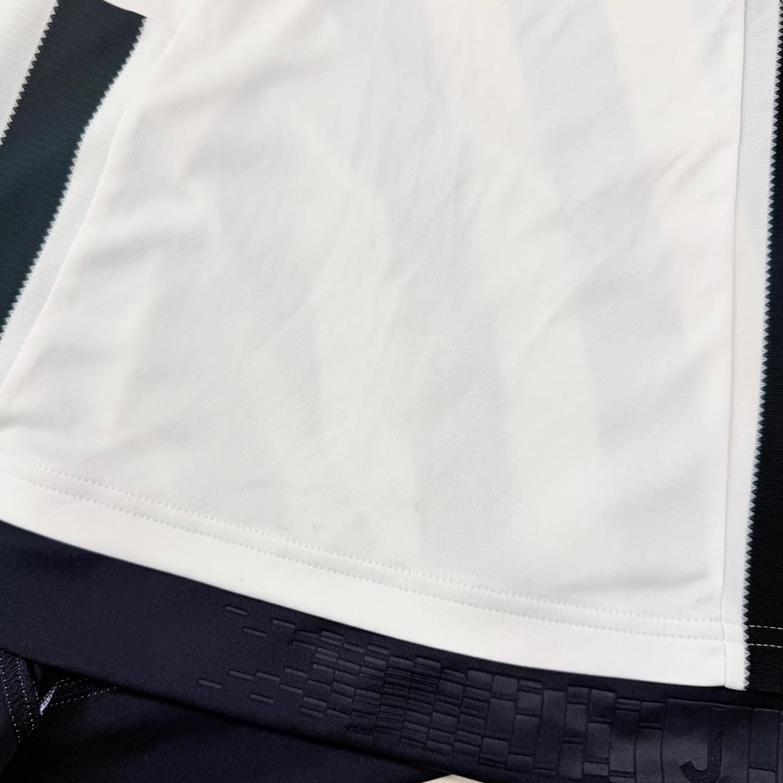 15-16 유벤투스 홈 마르키시오 유니폼 상품이미지4