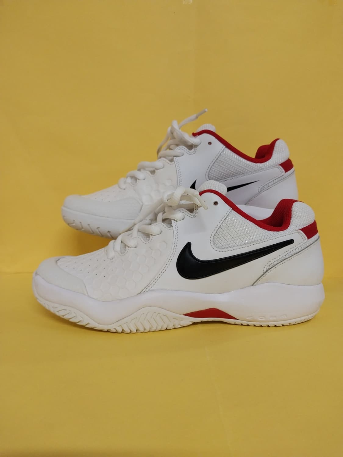 남녀공용 나이키 에어줌 레지스턴스 테니스화, 운동화 (255) 상품이미지1