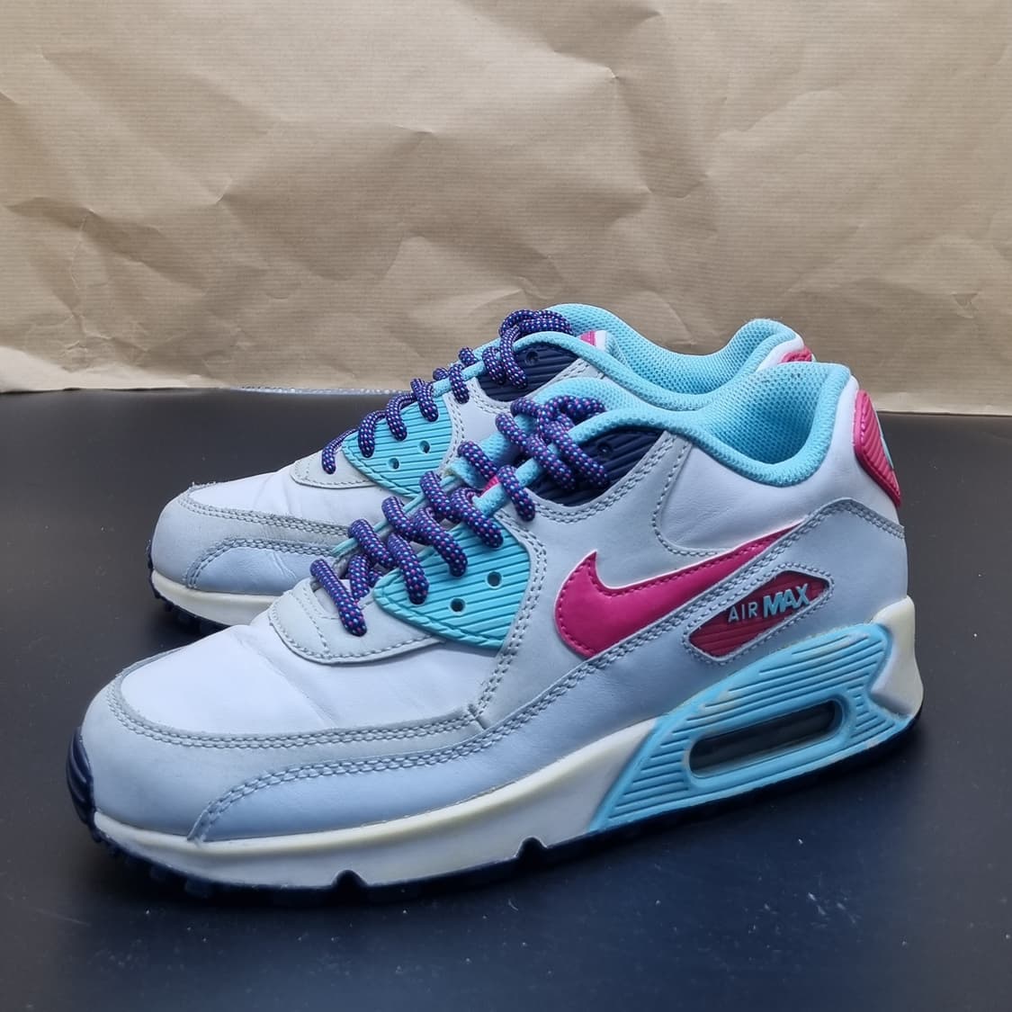 나이키 에어맥스 90 우먼스 운동화235 상품이미지1