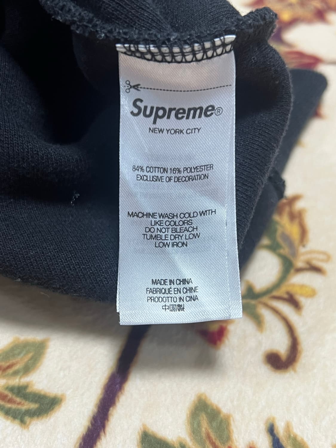 슈프림 인사이드 아웃 크루넥 판매합니다 상품이미지7