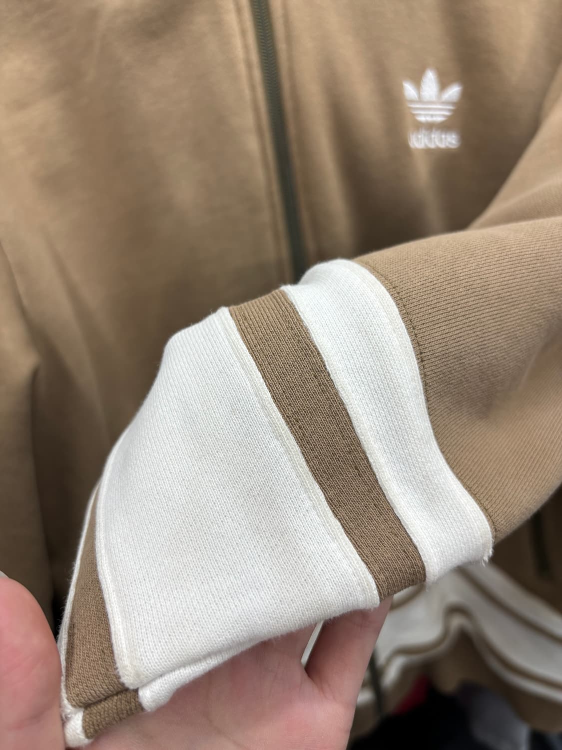 아디다스 베이지 울프죠 후드집업 상품이미지8