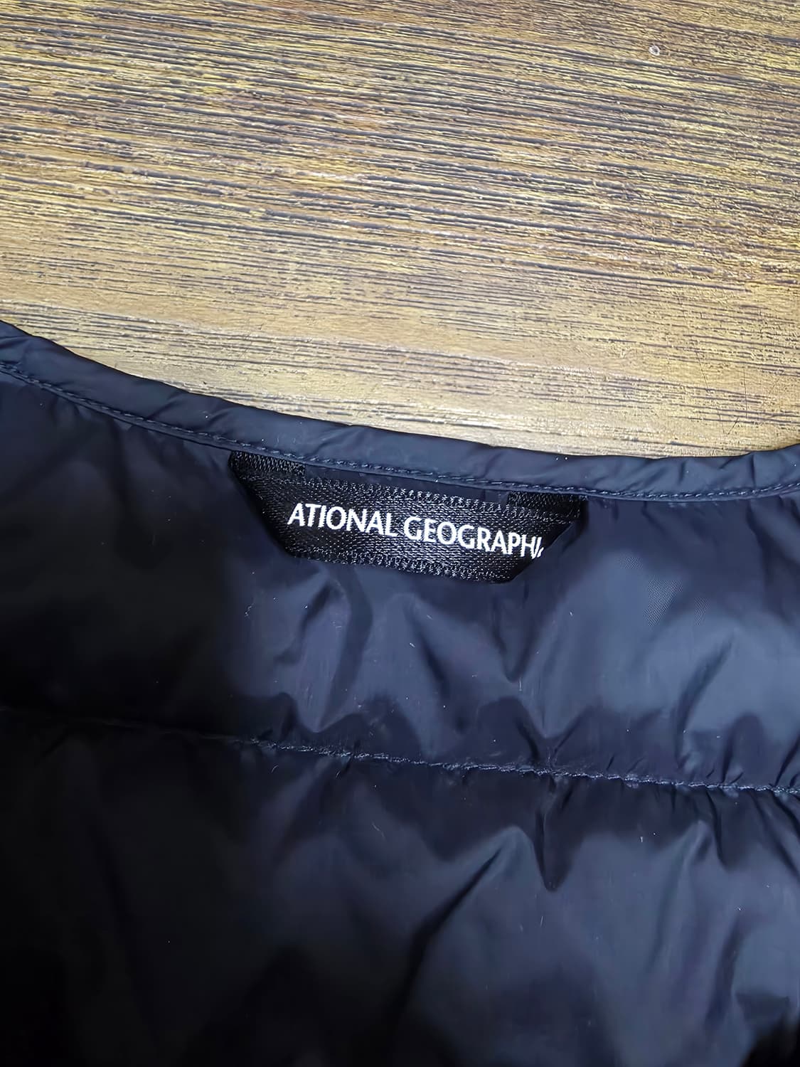 내셔널지오그래픽 구스다운 베스트 거의새거 상품이미지3